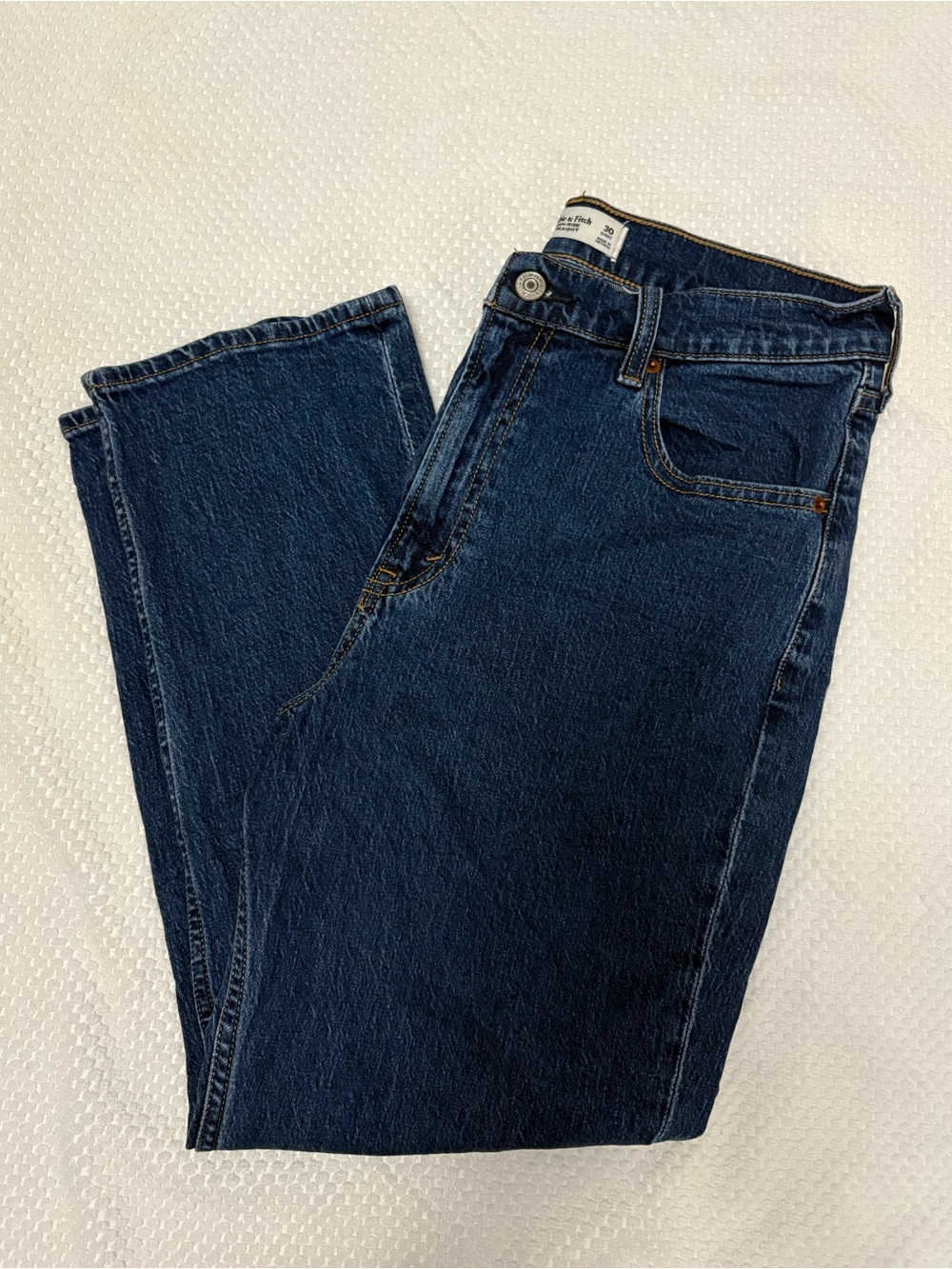 Abercrombie & Fitch Ultra High Rise Ankle Straight Jeans – Size 30